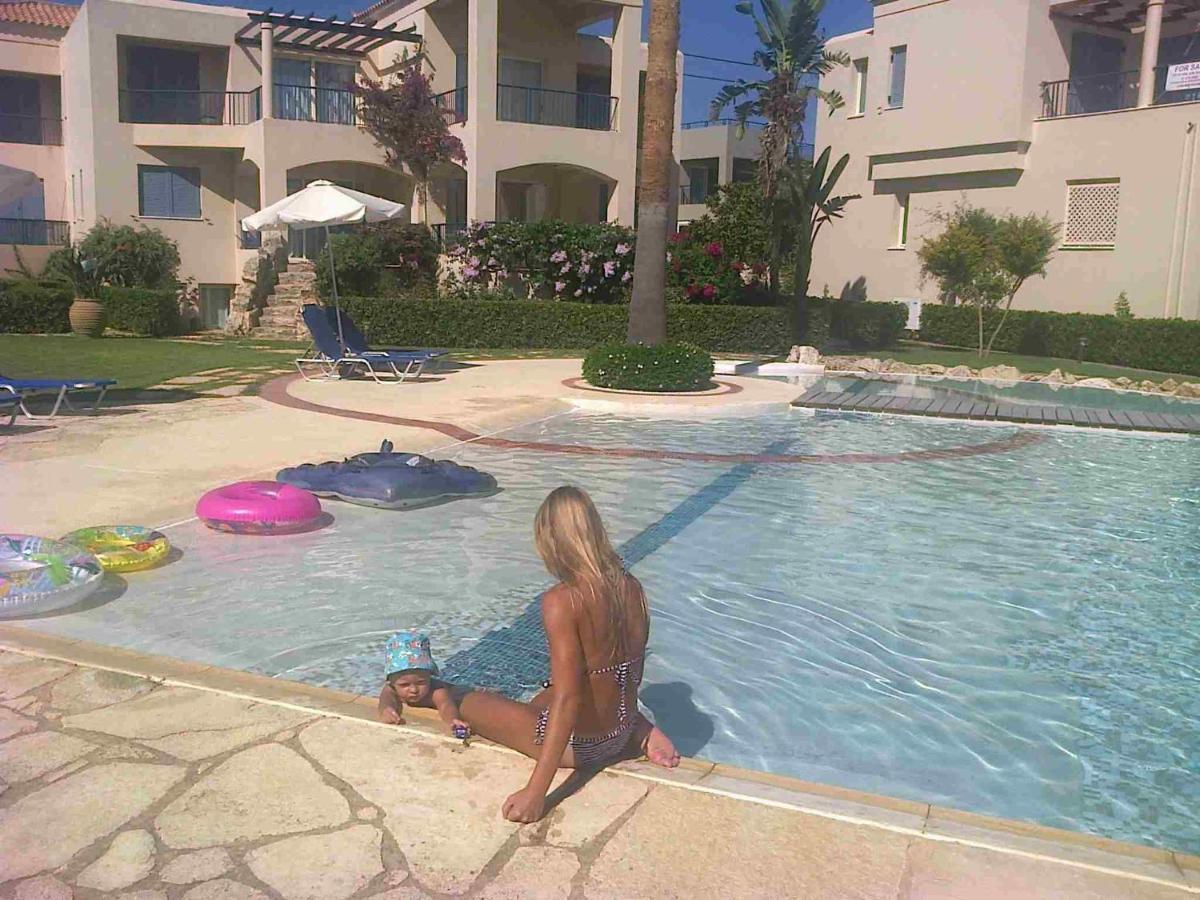 Apartament Leon Maleme Do 6 Os. Appartement Buitenkant foto